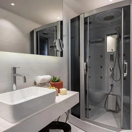Szálloda Elia Bettolo 3*